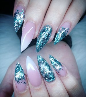Suzanne Edge nails