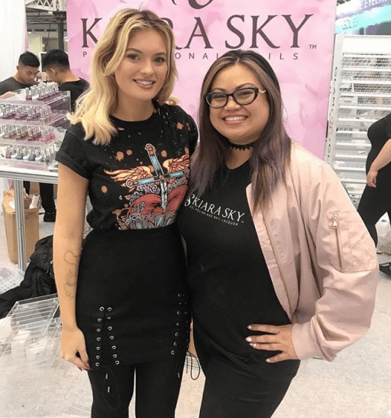 Annabel with Terry Nguyen, global educator for KiaraSky and Glam and Glits