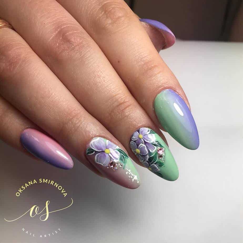 Oksana Smirnova nails