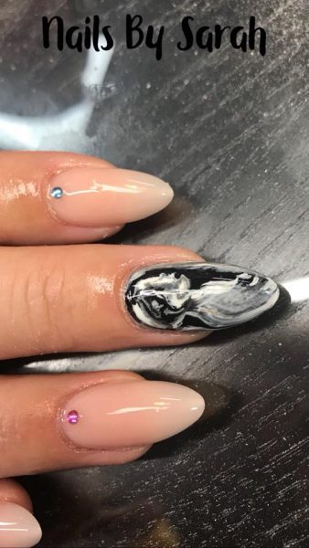 Sarah Clarke Baby Scan Nails