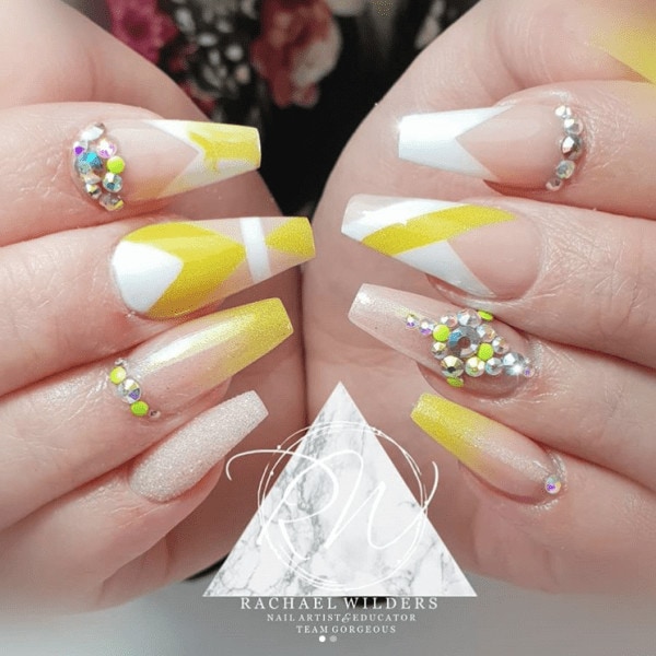 Rachael Wilders combines a variety of techniques to create this design