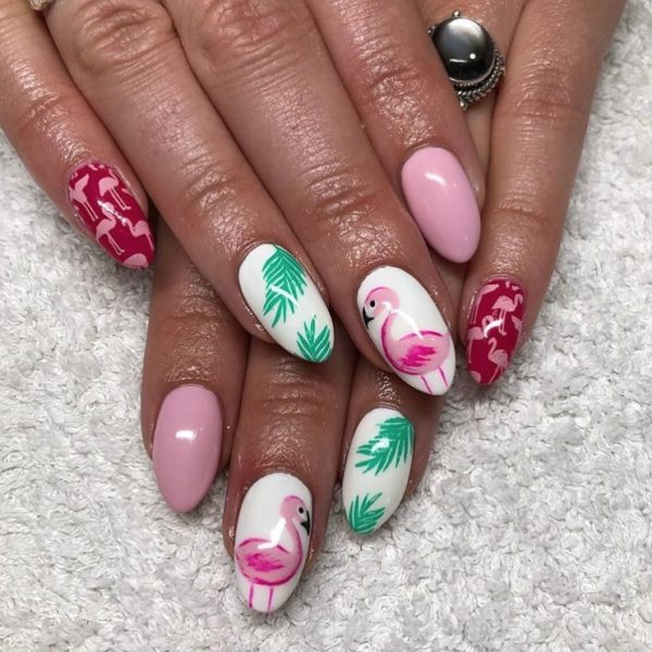 Fancy flamingo fingers by @nails_bybeth