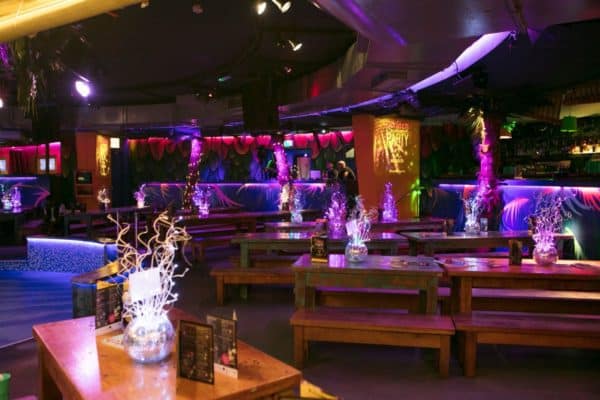 180715_Scratch_ER_LoRes-050