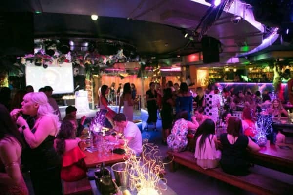 180715_Scratch_ER_LoRes-125