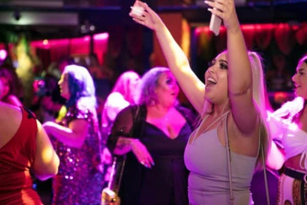 180715_Scratch_ER_LoRes-356