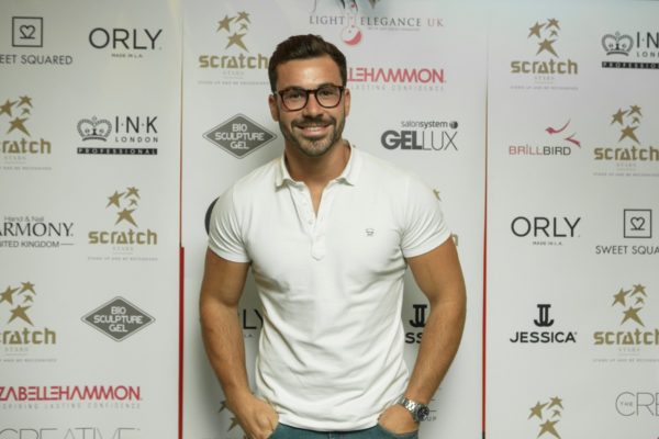 180715_Scratch_ER_LoRes-472