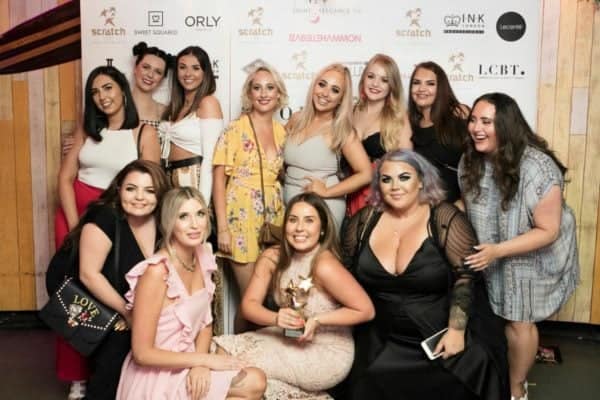 180715_Scratch_ER_LoRes-543