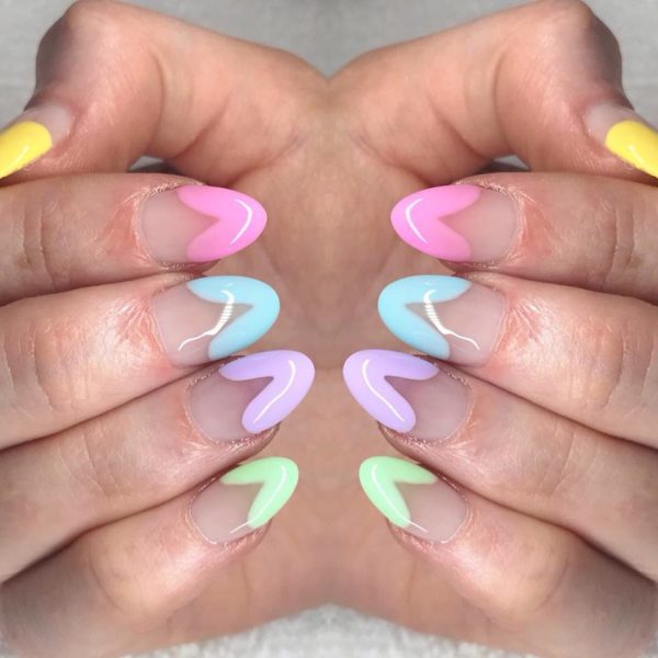 Lauren Holmes detail hearts in sweet pastel tones