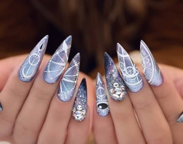 Celina Aug cover nails3