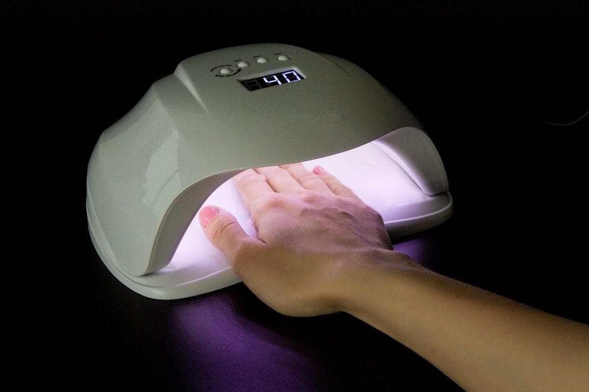 UV nail lamp generic image