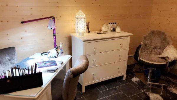 The Nail and Beauty Specialist, Wiltshire5