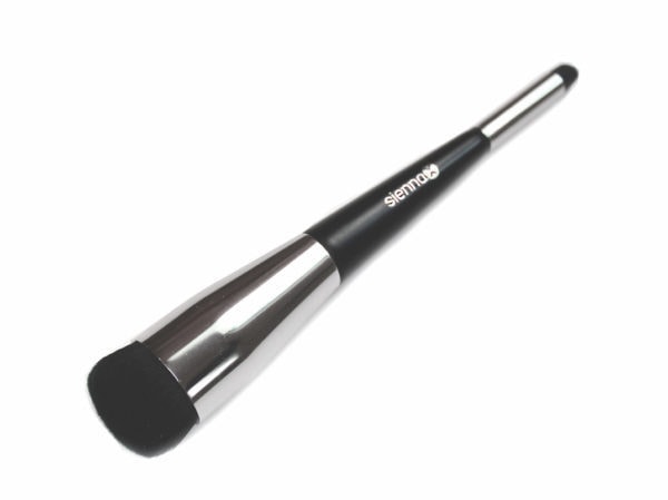 Sienna X Contour Brush £18+VAT RRP £28 www.sienna-x.co.uk 