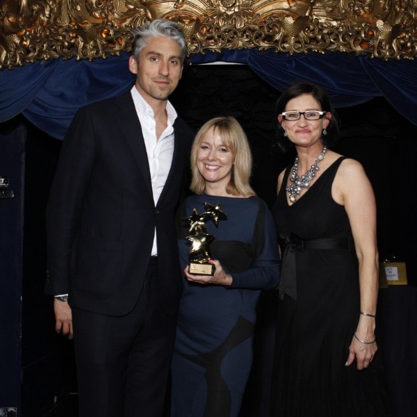 SSAS16_1 Gel Polish Stylist