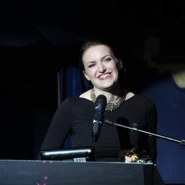 SSAS16_5 Nail Artist P&P