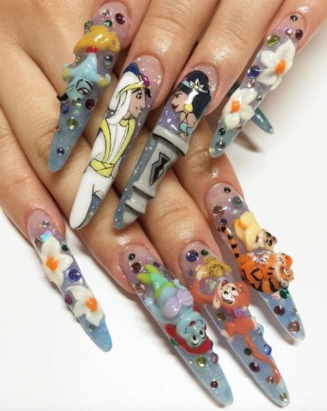 This incredibly intricate design featuring the cast of characters comes courtesy of @megupi6