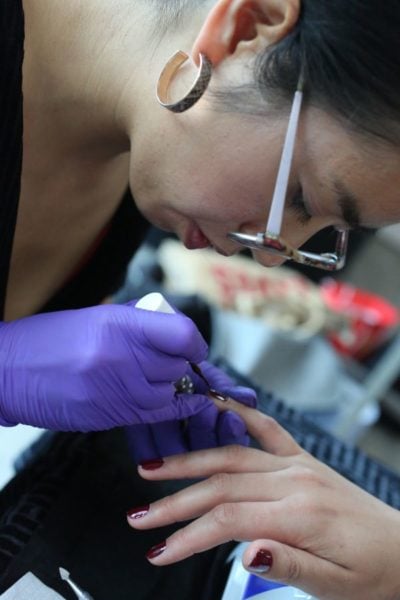 10236 Sally A-W Nail Bar D2-21