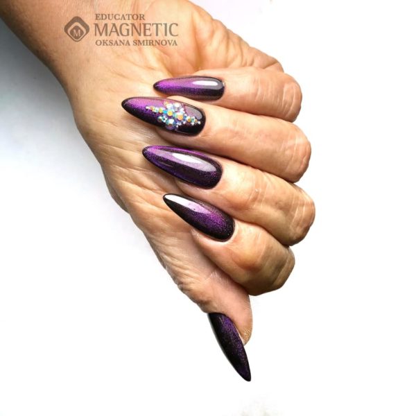 Oksana Smirnova nails