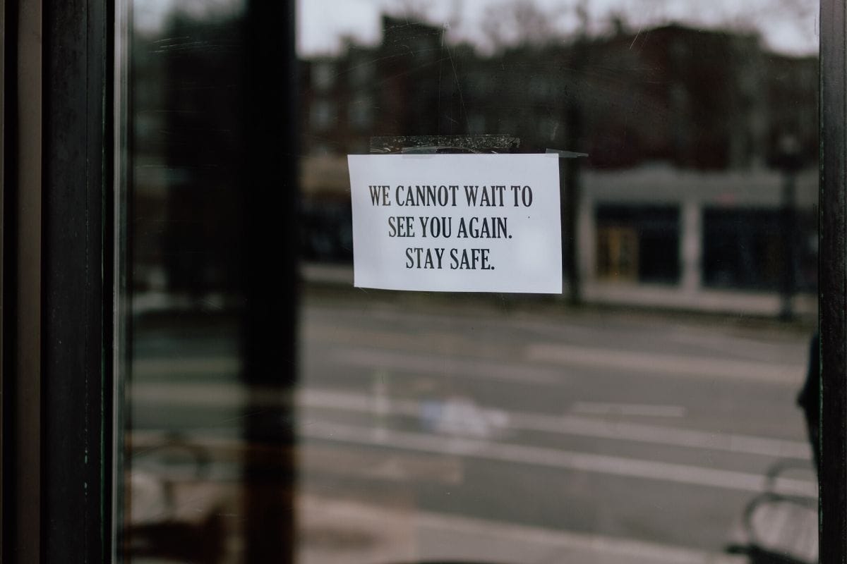 Closed sign covid