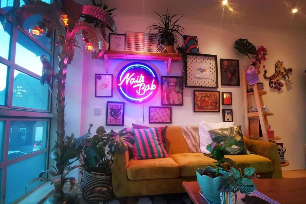 Nails Bab, Birmingham lead