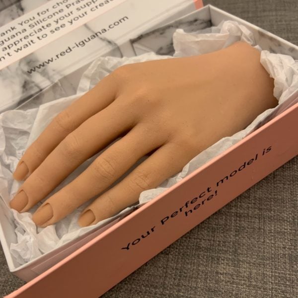 Theresa Foddering silicone hand, Pam