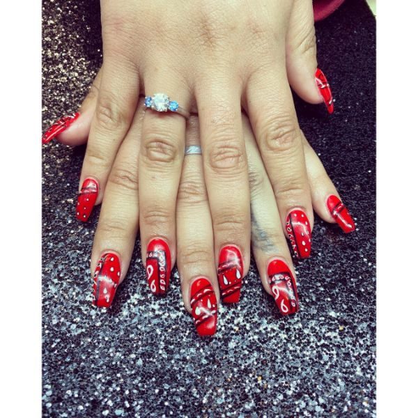 Instagram @nailsbyletty__
