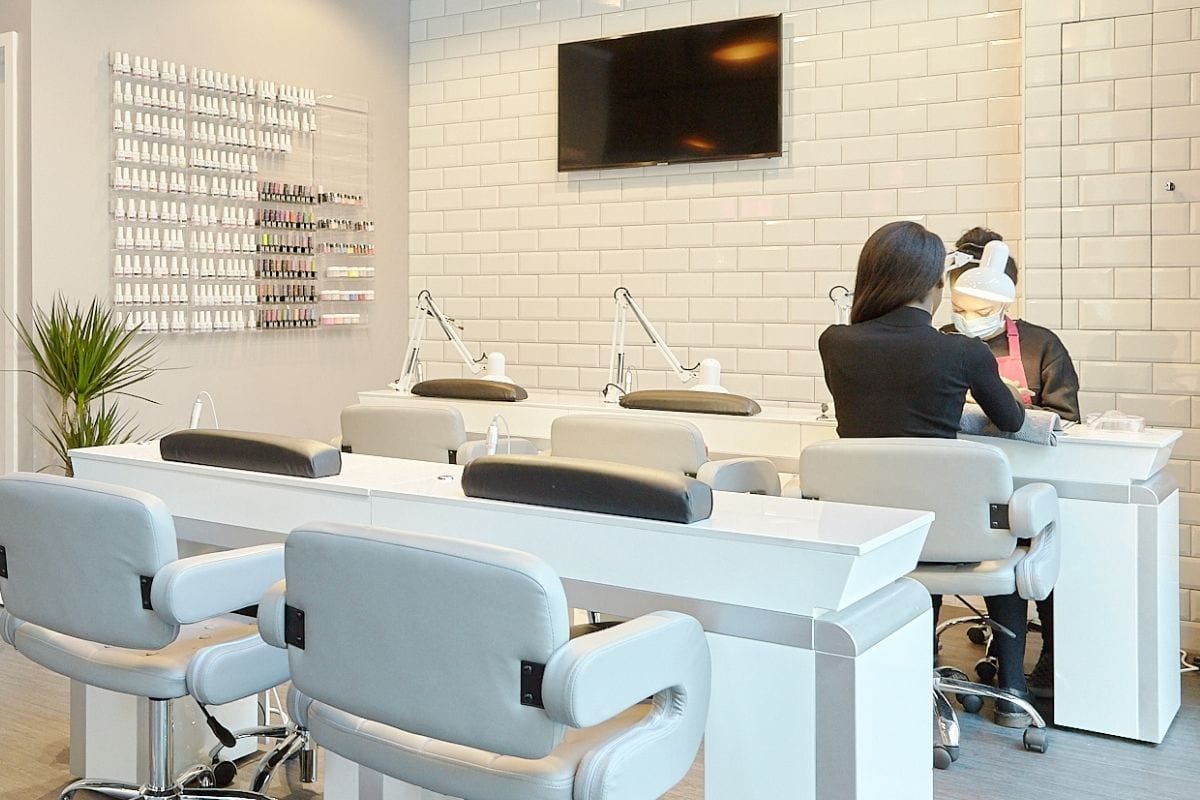 Dream Nails Royal Wharf header