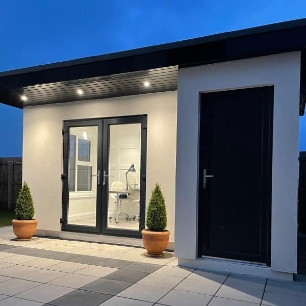 rachael dorrity outside 2