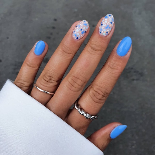 ravinder uppal blue nails