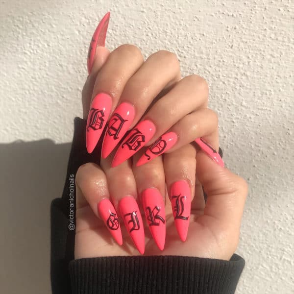 victoria nichol coral nails
