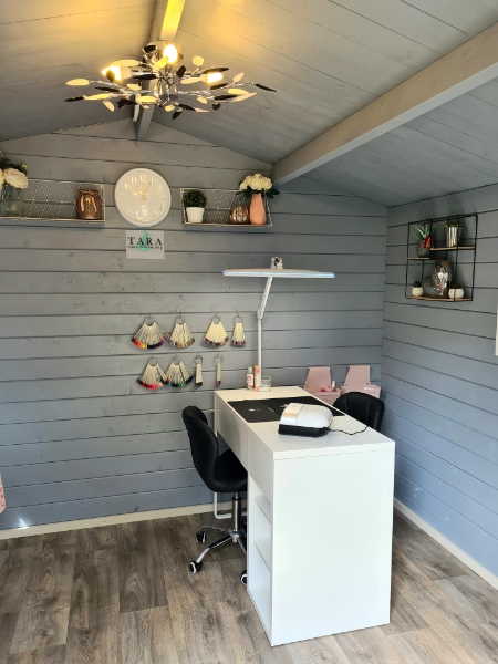 tara smith salon inside 1