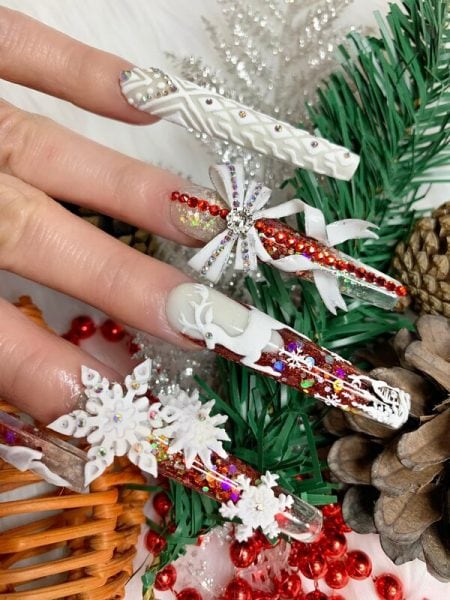 loi xmas nails