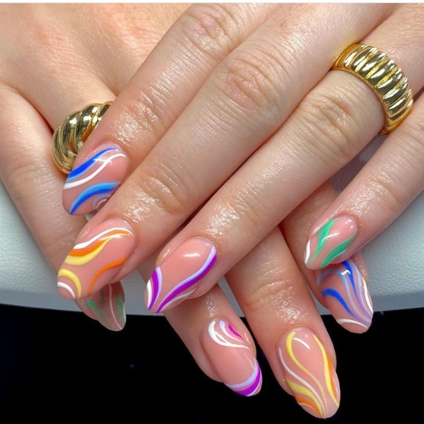 lucy greenman swirl nails
