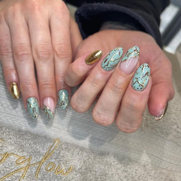 @afterglow.salon.strood