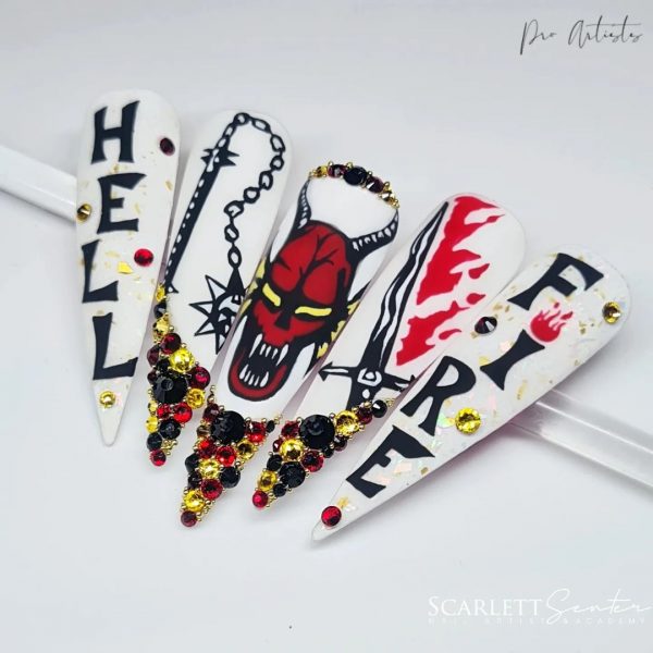 @scarlett_senternailartist