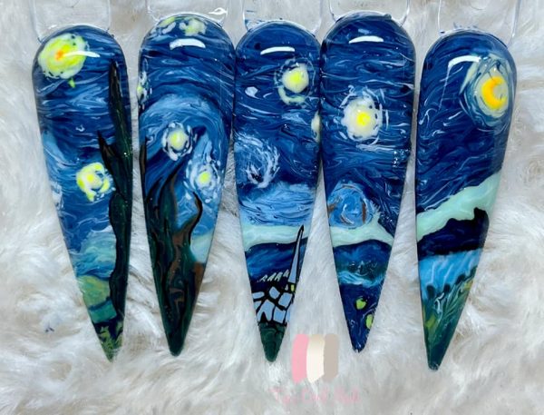Vicki Sargeant paints Van Gogh’s Starry Night