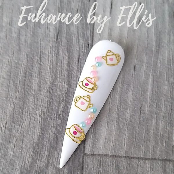 @enhance_by_ellis.beauty