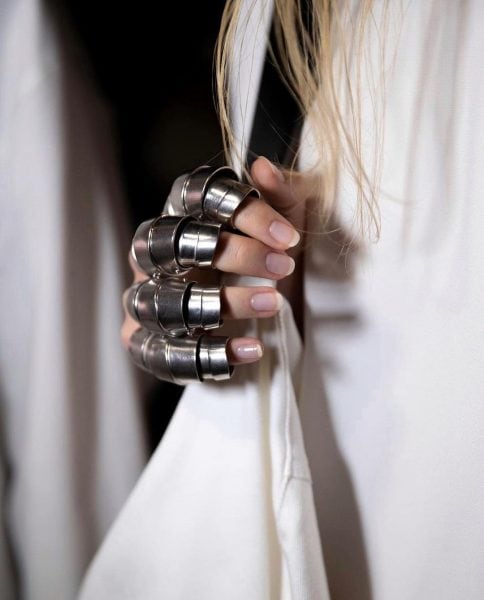 Courrèges nails, headed by Cam Tran. Courtesy of @cam.t.artist