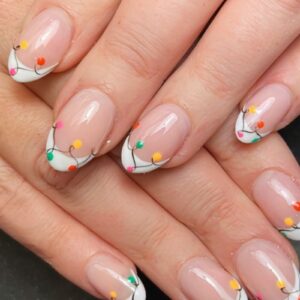 Image courtesy of Instagram.com/rainbownailshfx