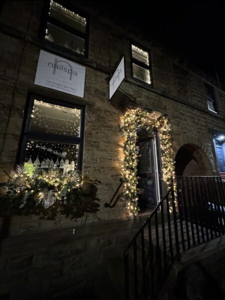 Image courtesy of Instagram.com/nailspahuddersfield