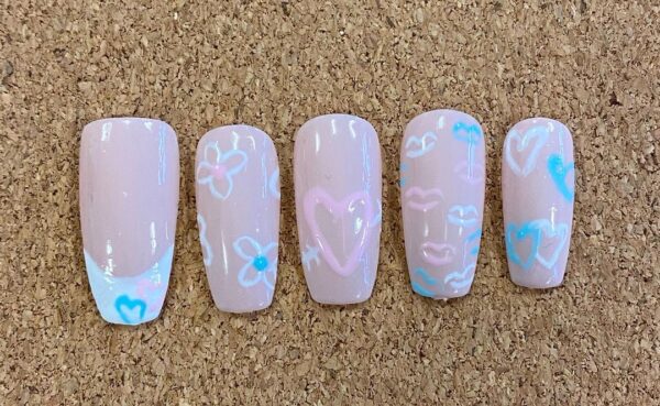 @jess_beautyyx predicts cute pastel nail art will be popular