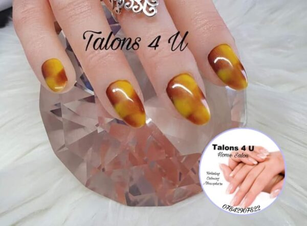 Pauline Rogers predicts ombré nails with a twist will trend