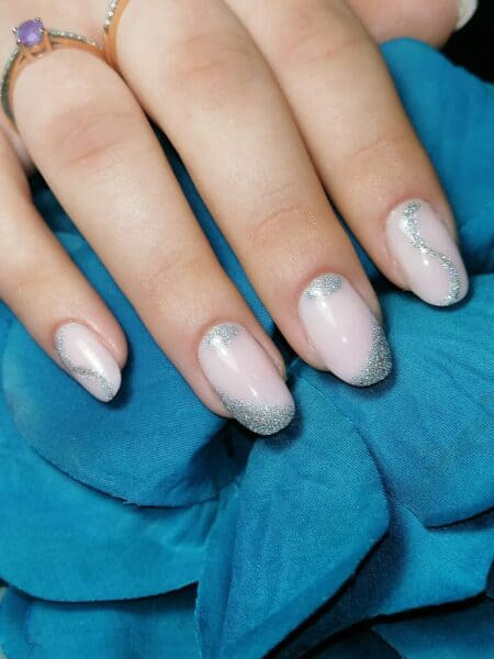 Ralu Nails Studio - "Reflective nails"