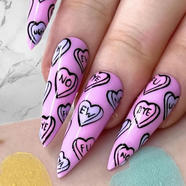 deadlydaggers.nailstudio