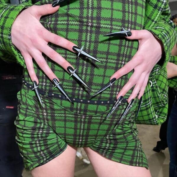 Weapons including swords inspired nail looks for the PRISCAVera runway, and were created by Naomi Yasuda. Image: @naominailsnyc