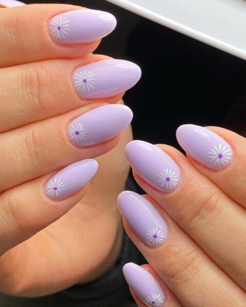 @nails_by_3llie