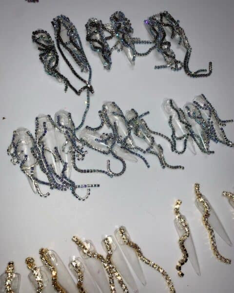 Nails for Frolov by Liia Zotova. Image: @the.fingersofgod