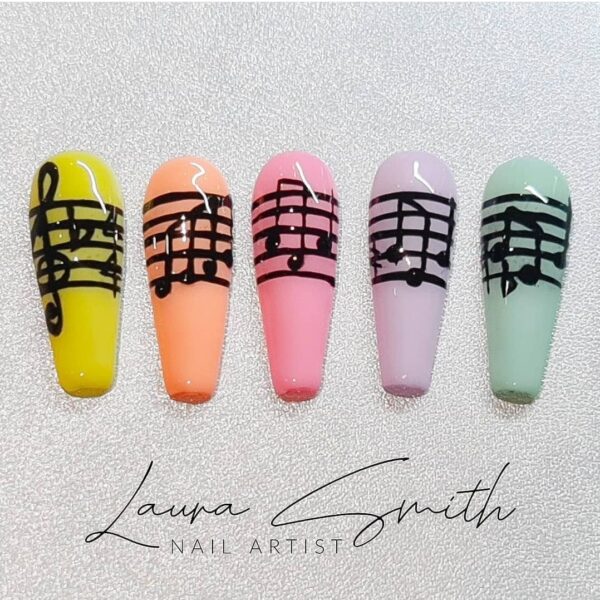 Laura Jayne Smith - "Anyone who reads music, can you tell the tune?"