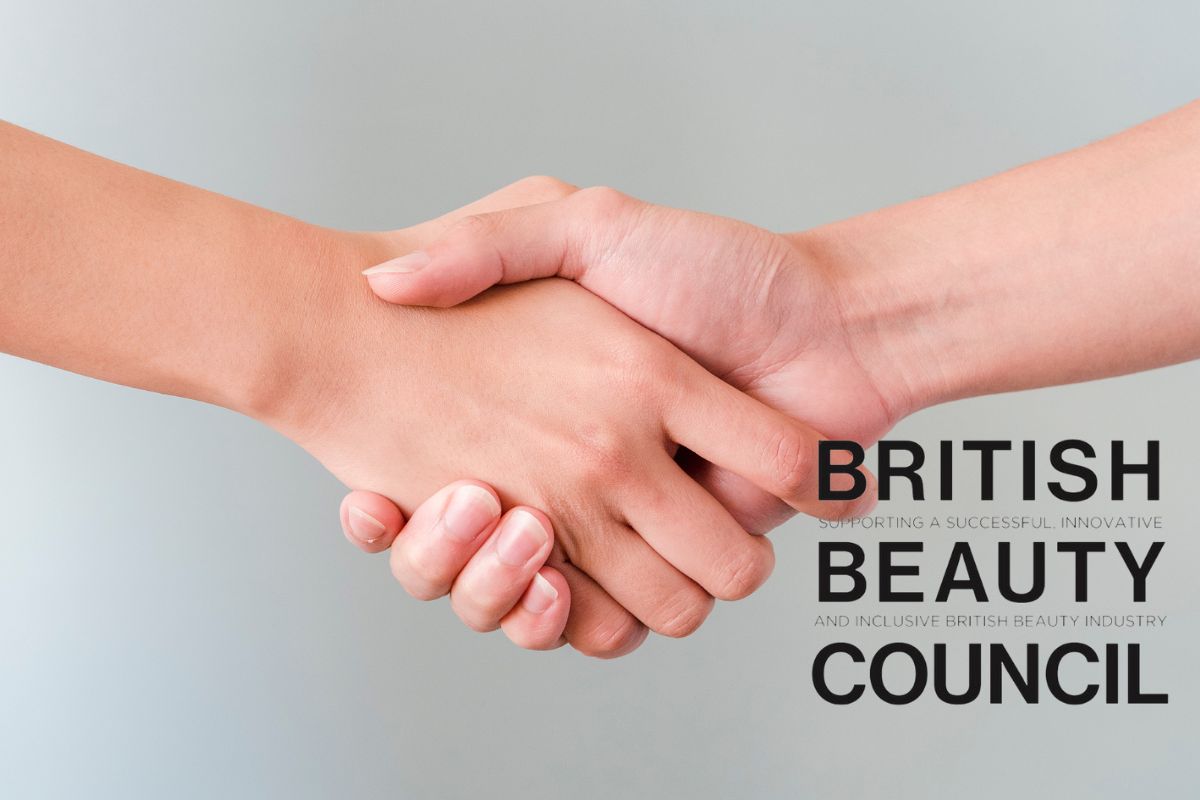 CHLOE Web newsfeature template 1200x800px (93)