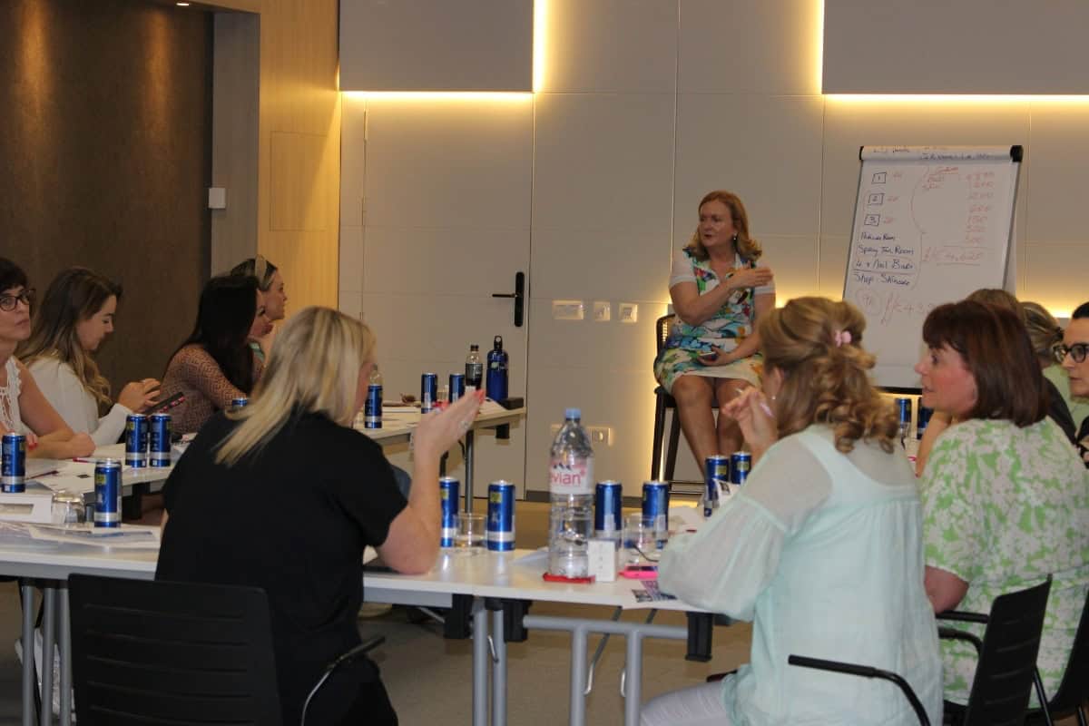 Liz McKeons Management Training Programme Elevate Your Management and Leadership Skills