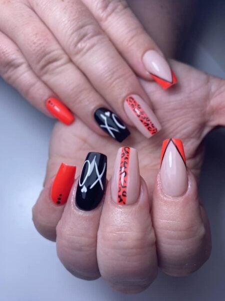 Lindsey Denney - "Nails for a client going to see The Weeknd."